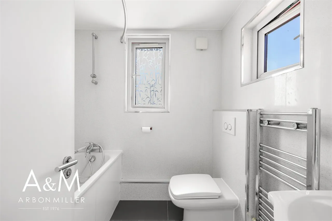 Stainforth Road, Newbury Park, Essex, Ilford, IG27EH, photo 26