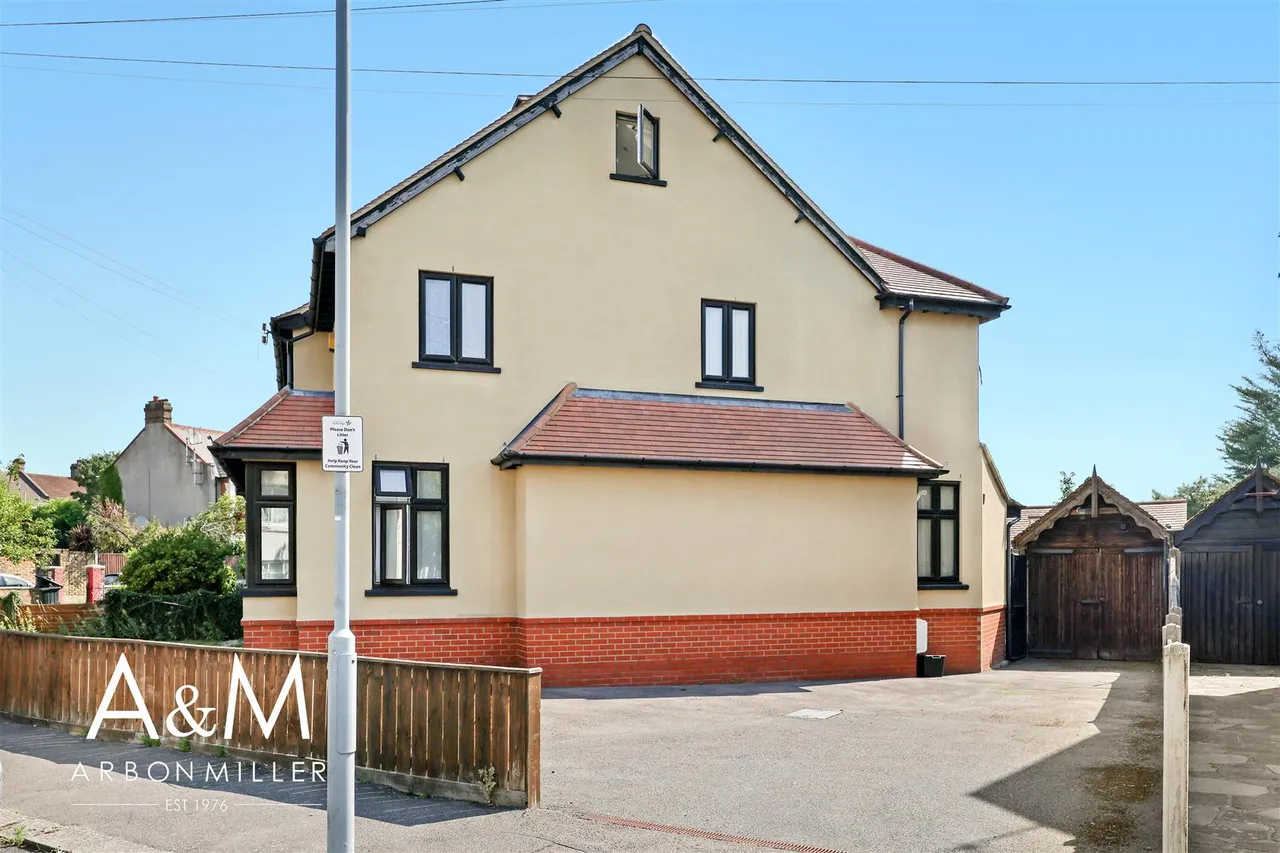 Stainforth Road, Newbury Park, Essex, Ilford, IG27EH, photo 35