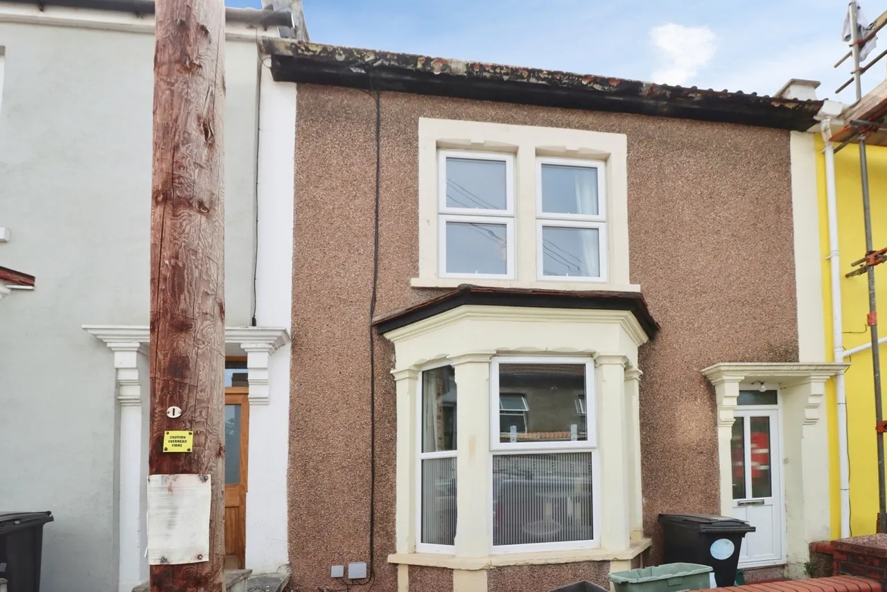 2 bed house for sale — Co-Operation Road, Bristol, BS5