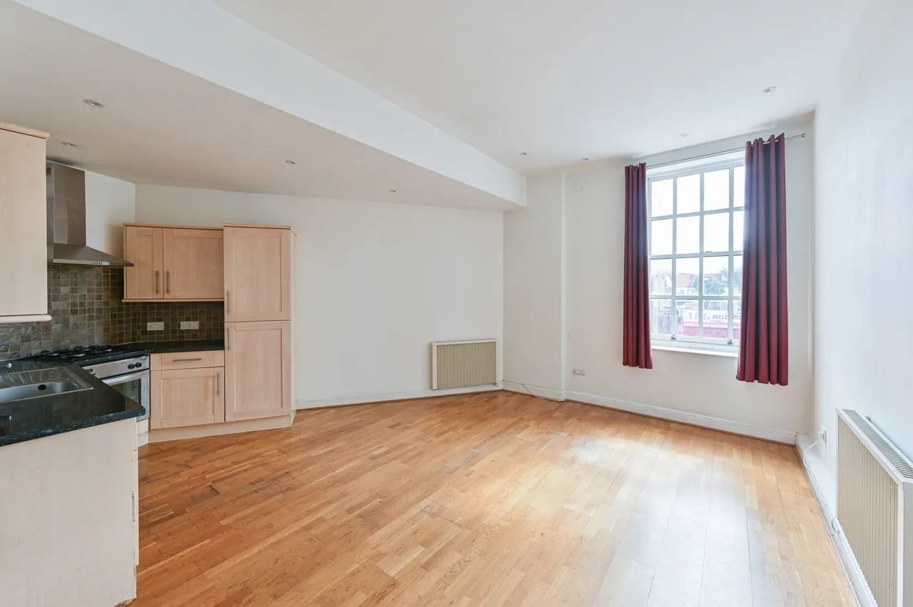 Flat 4, 668 Streatham High Road, London, photo 11