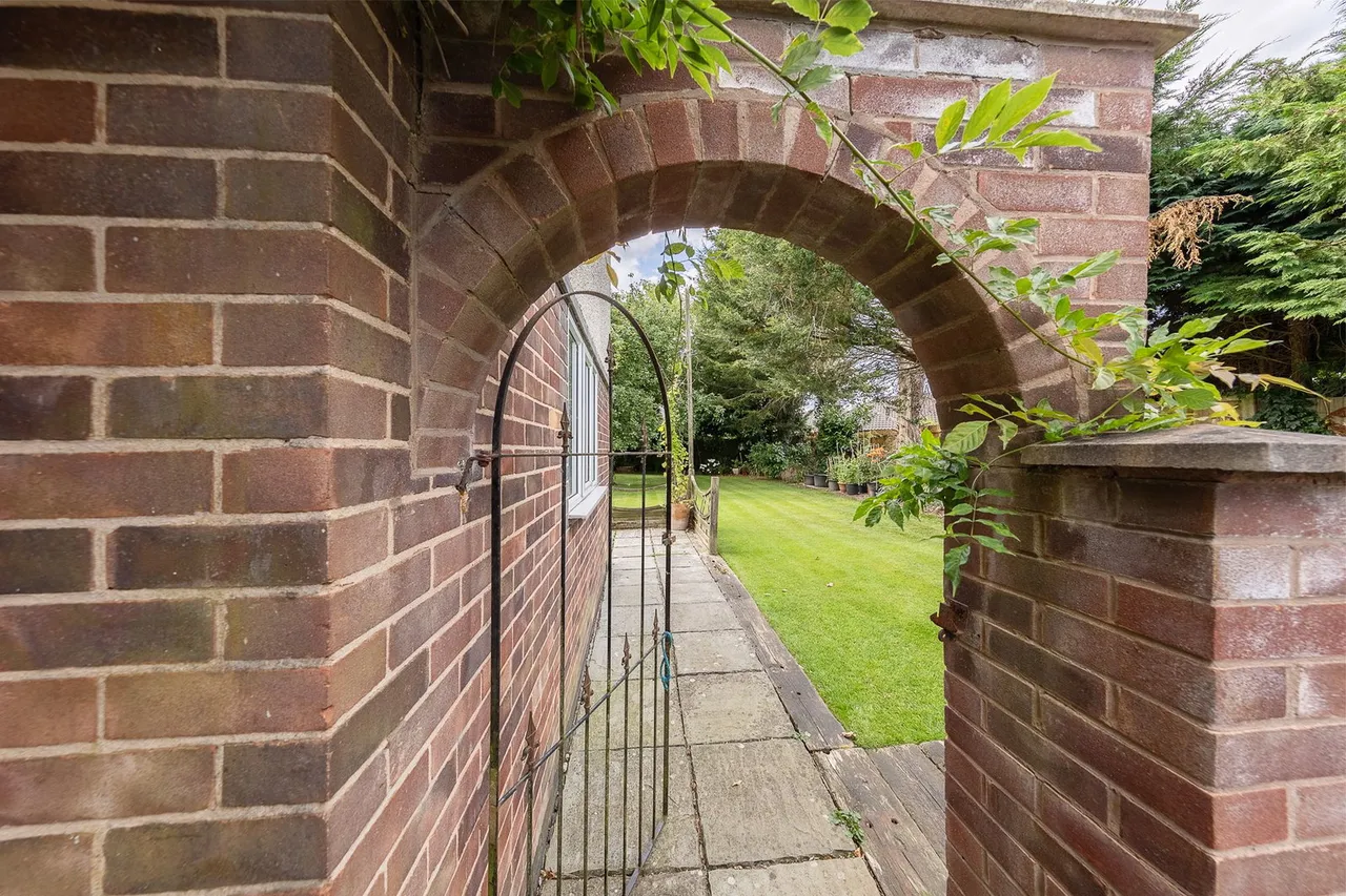 Hall Close, Kibworth Harcourt, Leicester, LE8 0ND, photo 4