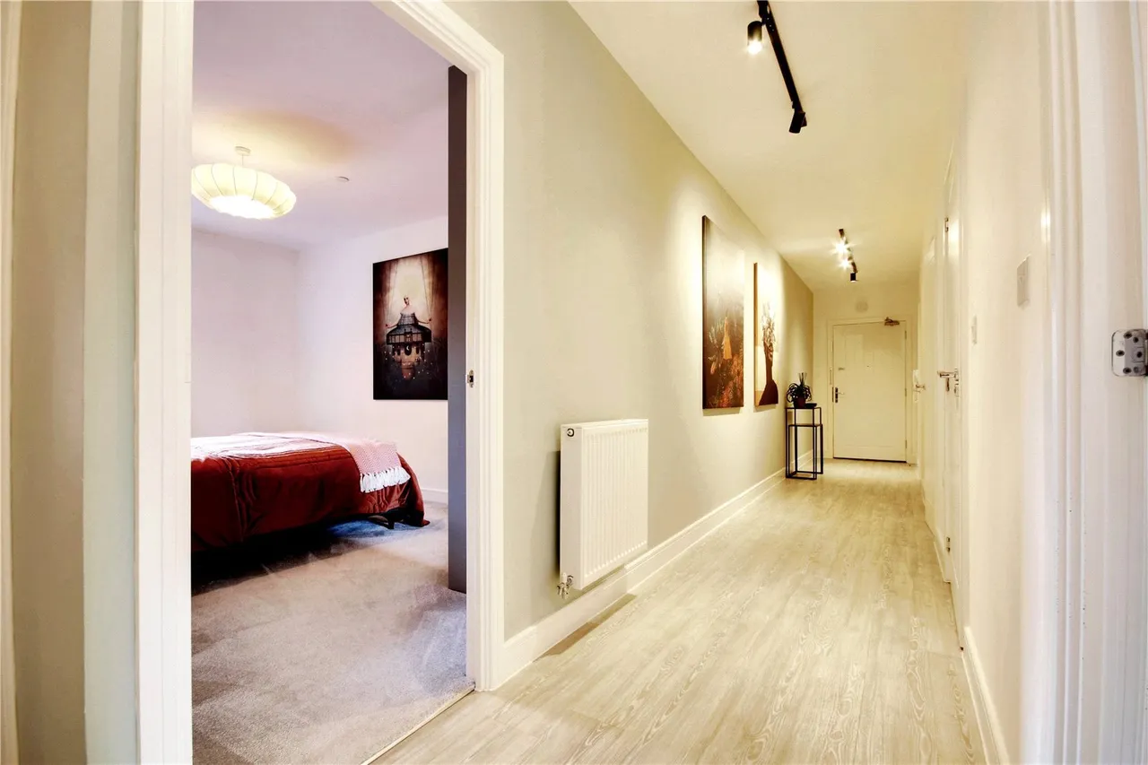Toye Avenue, Whetstone, London, N20 0FN, photo 6