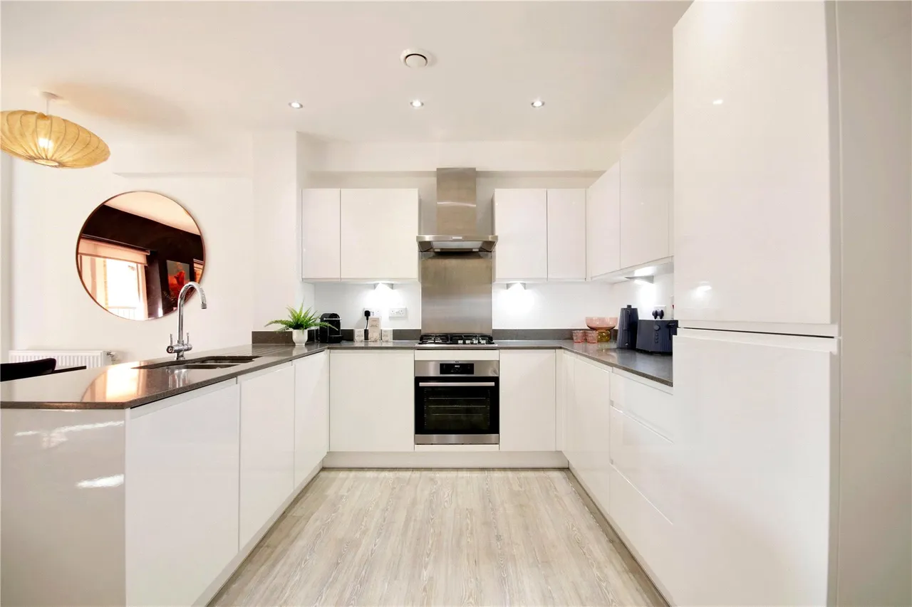 Toye Avenue, Whetstone, London, N20 0FN, photo 5