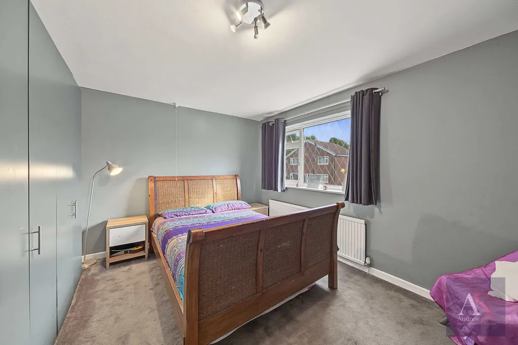 Longacres Drive, Whitworth, OL12, photo 15