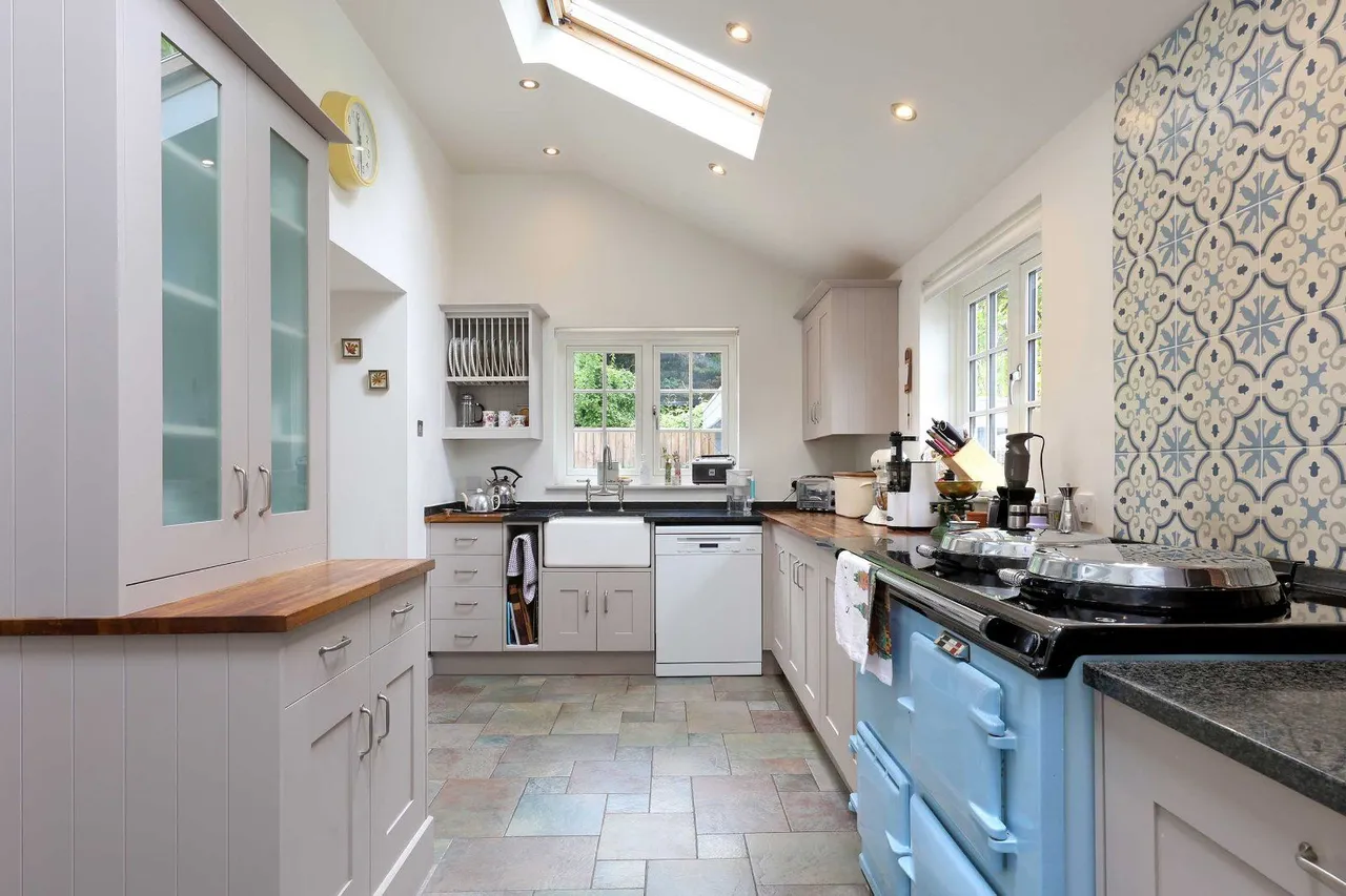 Court Road, Maidenhead, Berkshire, SL6 8LQ, photo 5