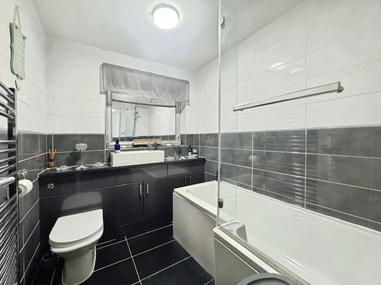 Heathfield Road, West Moors, photo 12