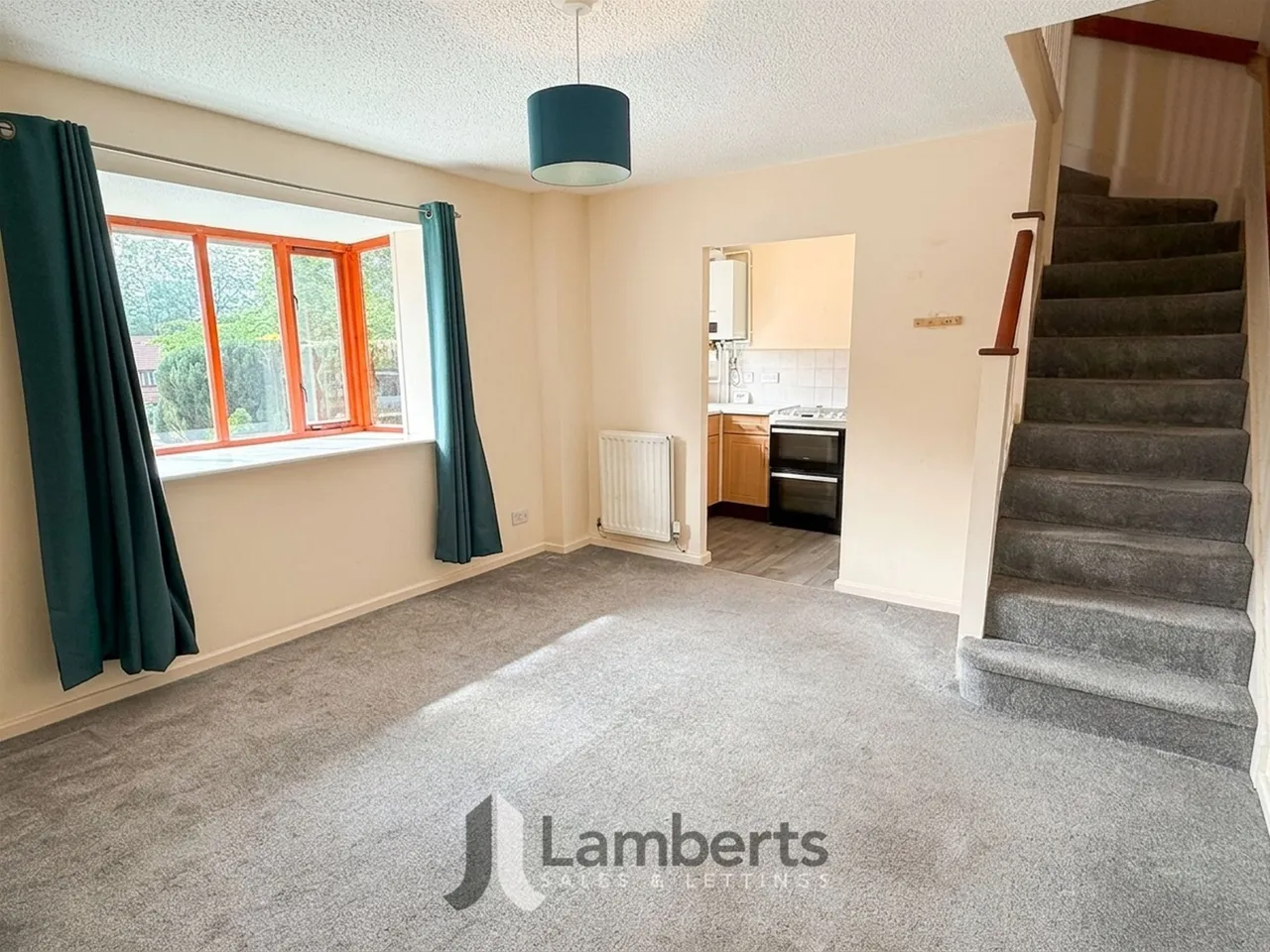 39 Ashmores Close, Redditch, photo 2
