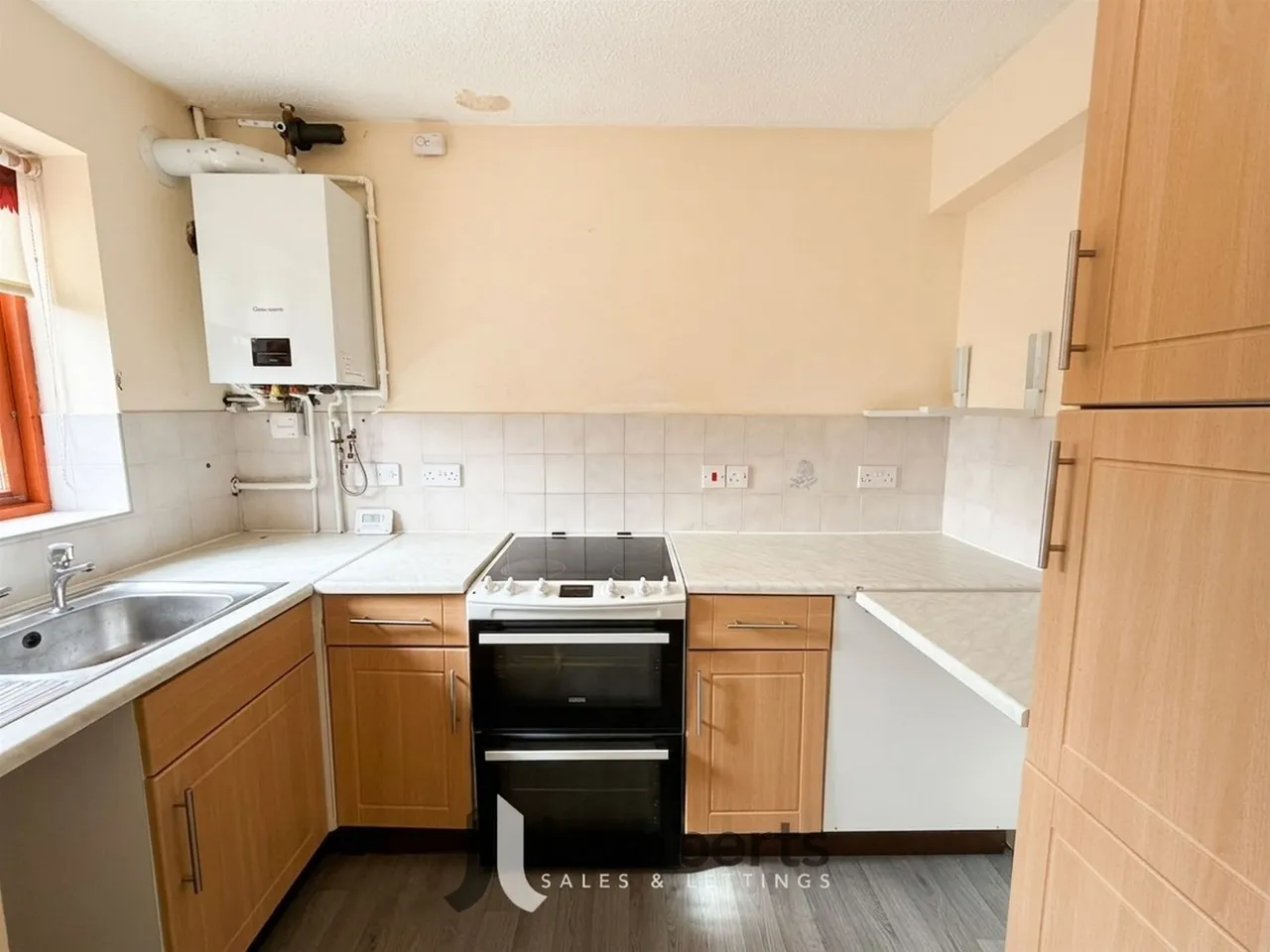 39 Ashmores Close, Redditch, photo 5