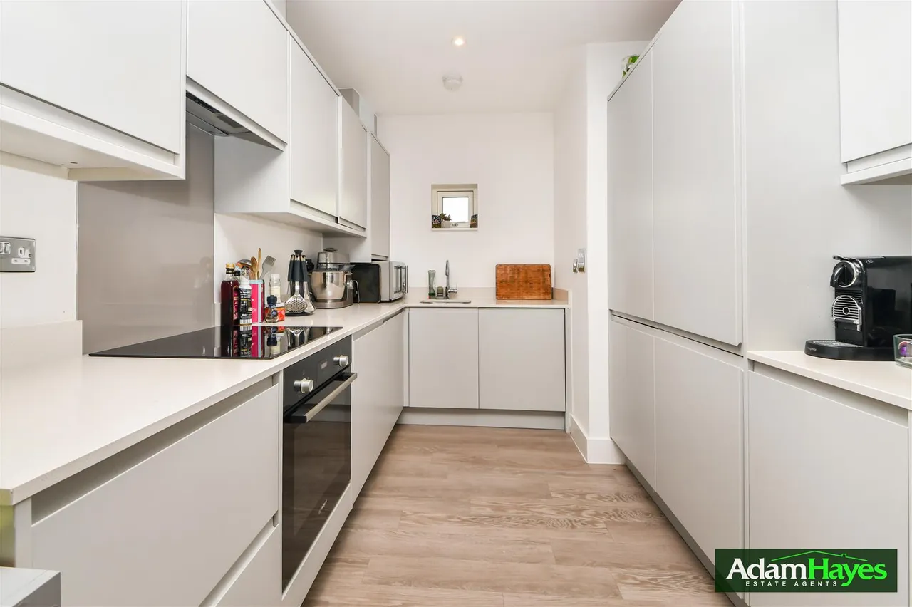 Edgewood Mews, Finchley, N3, photo 4