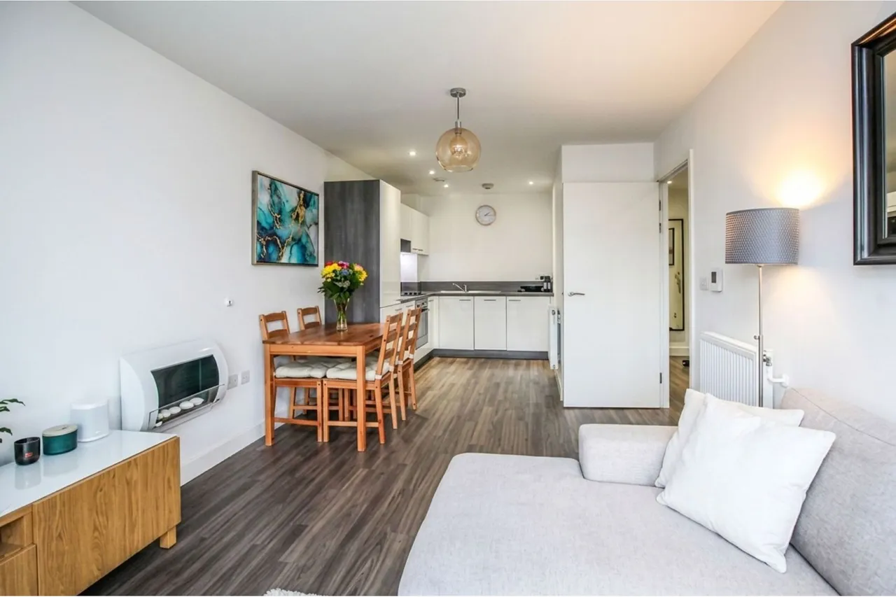 Adenmore Road, London, SE6, photo 8