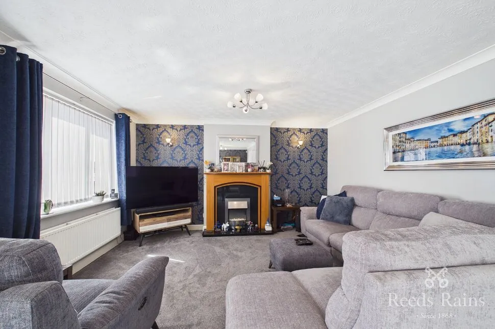Robsons Drive, Huddersfield, West Yorkshire, HD5, photo 4