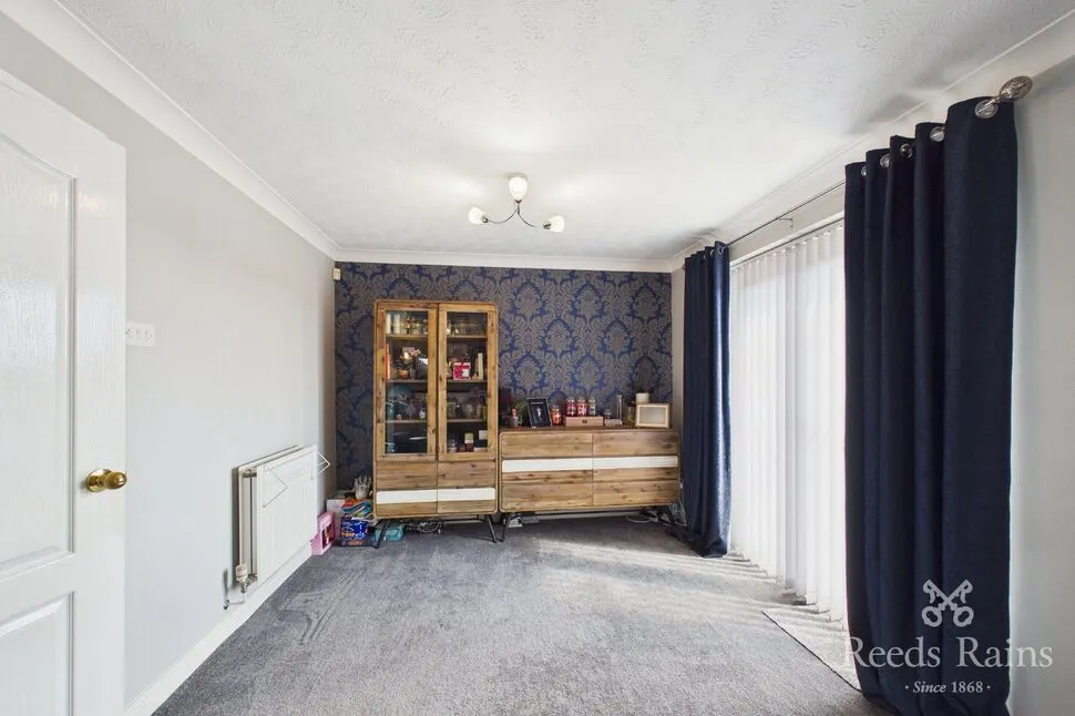 Robsons Drive, Huddersfield, West Yorkshire, HD5, photo 10