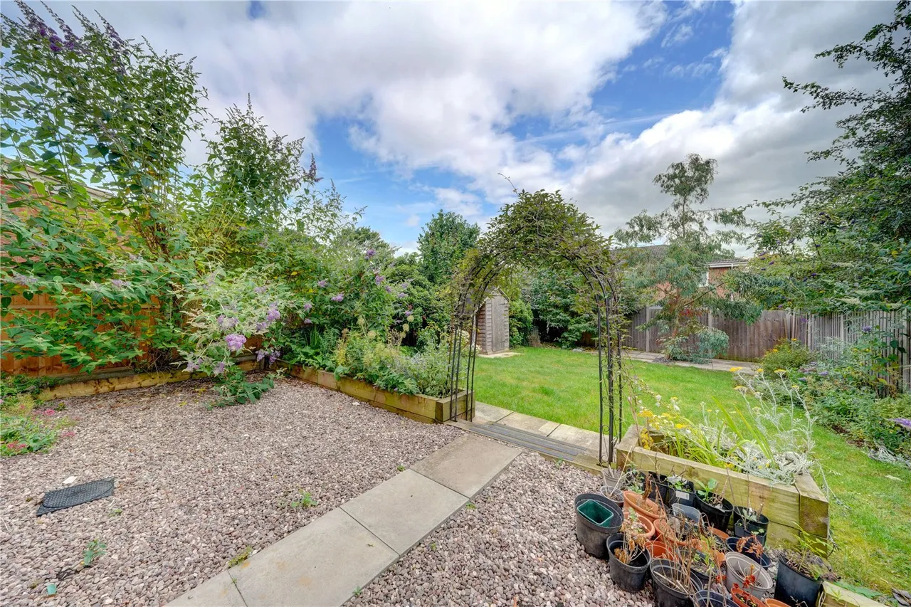 Jackdaw Lane, Droitwich, Worcestershire, WR9 7HE, photo 10