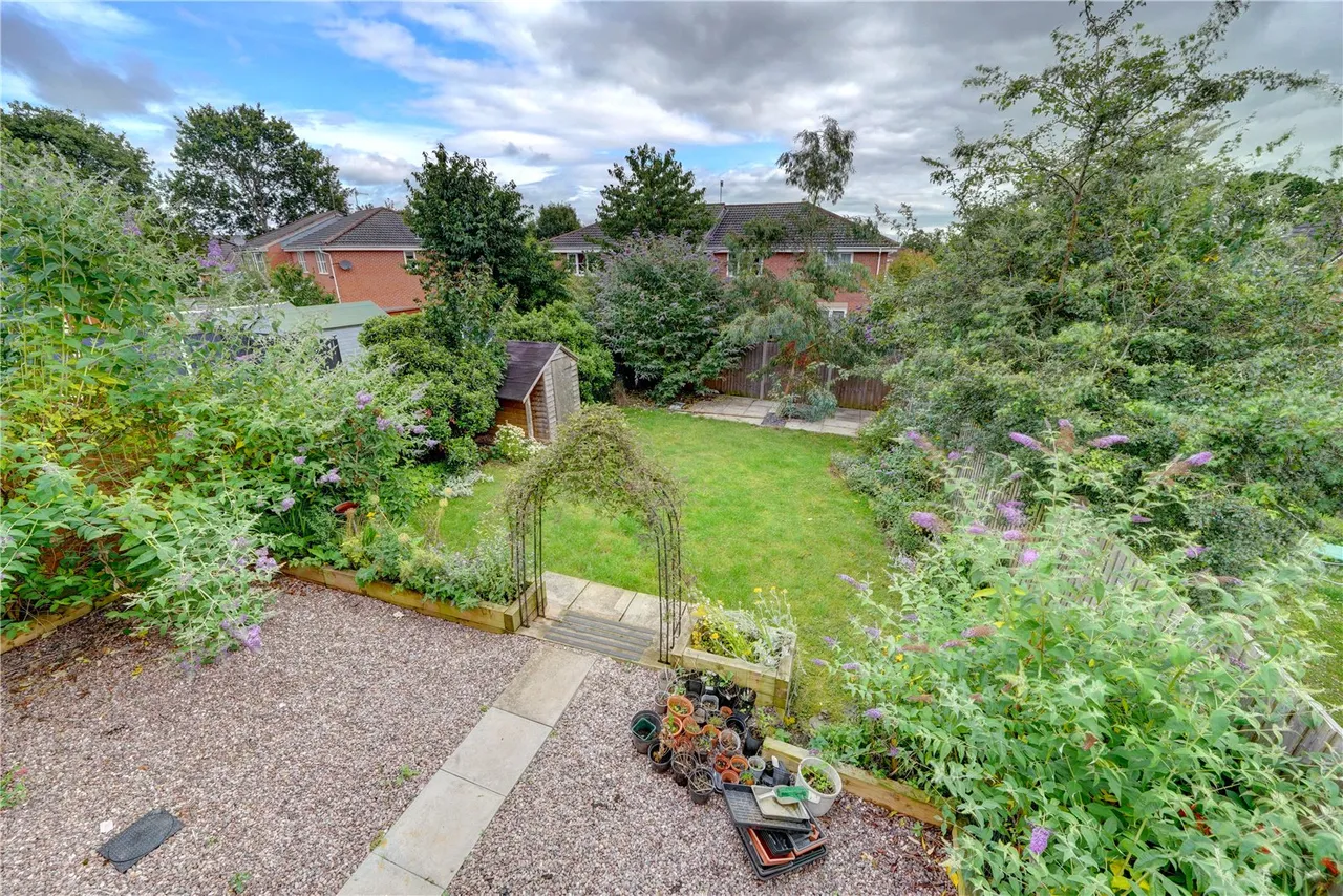 Jackdaw Lane, Droitwich, Worcestershire, WR9 7HE, photo 3