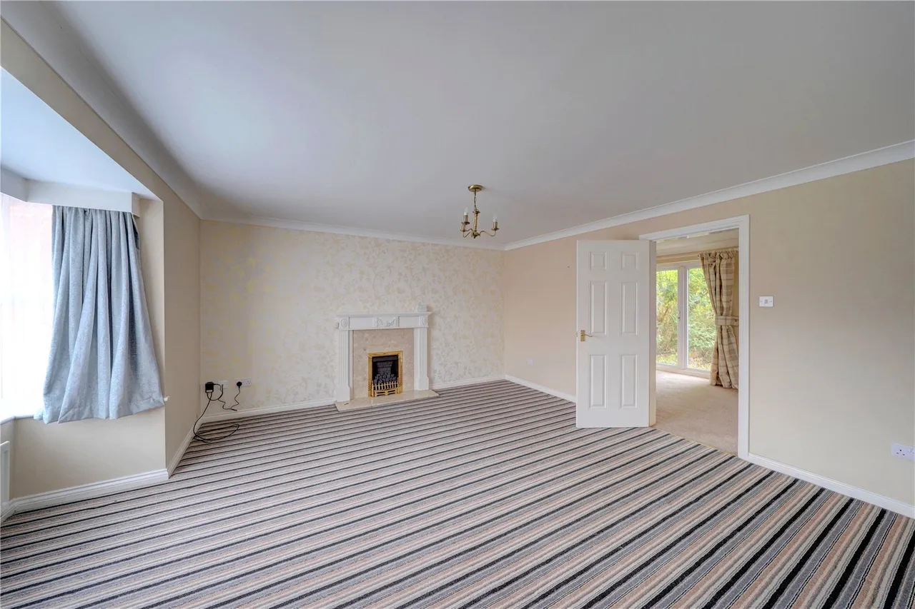 Jackdaw Lane, Droitwich, Worcestershire, WR9 7HE, photo 2