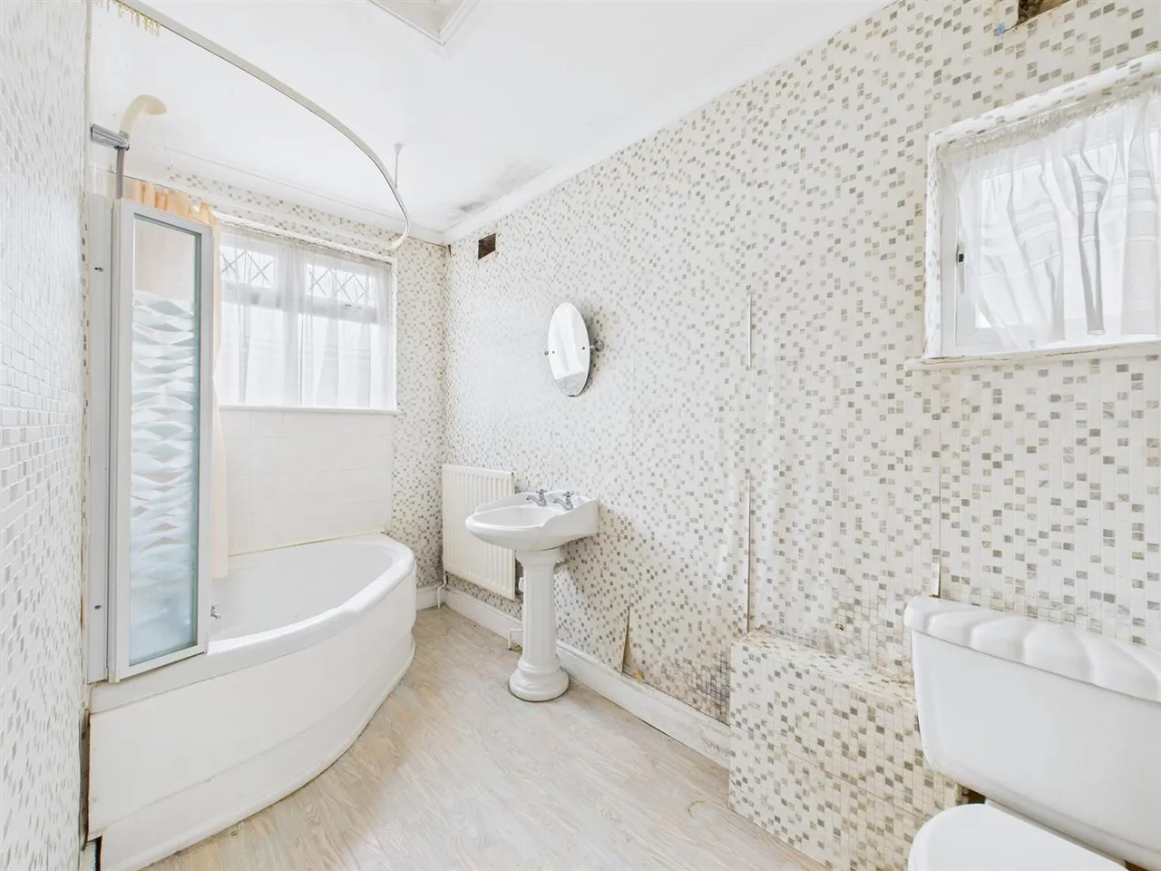 Woodford Crescent, Pinner, HA5 3TZ, photo 9