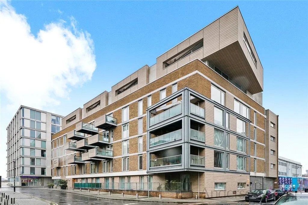 Apartment to rent in East Lane, London, SE16, photo 10