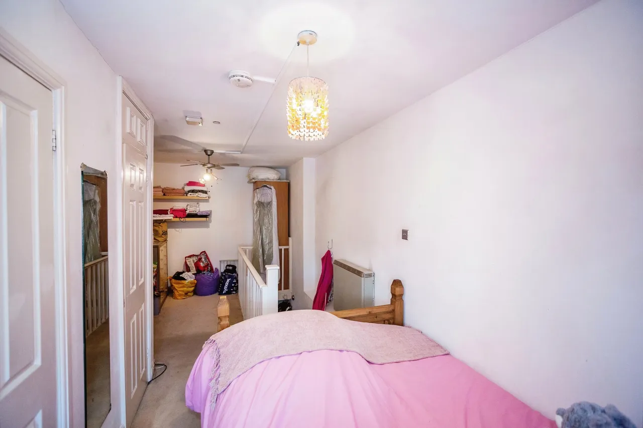 Clifton Road, Gravesend, photo 11