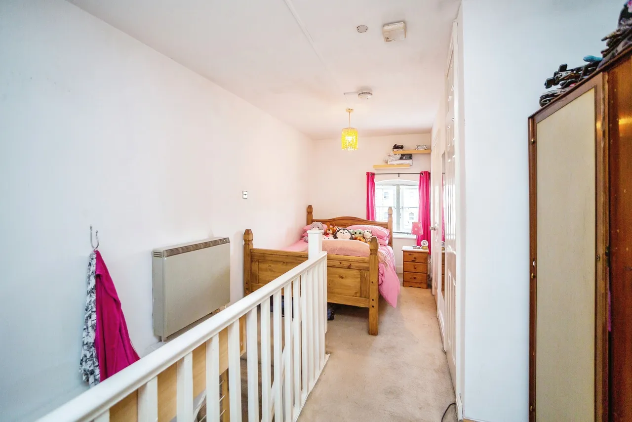 Clifton Road, Gravesend, photo 9