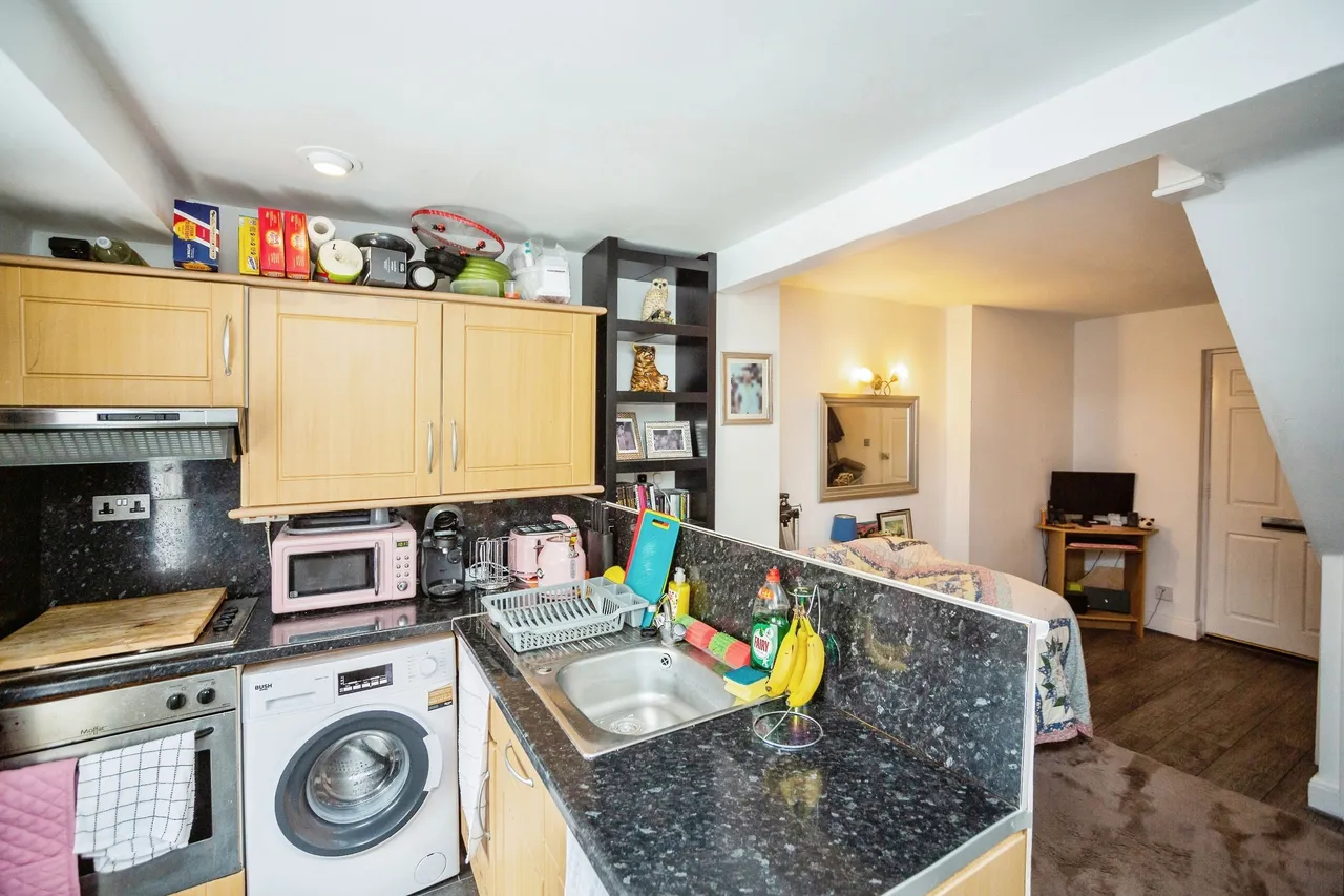 Clifton Road, Gravesend, photo 2