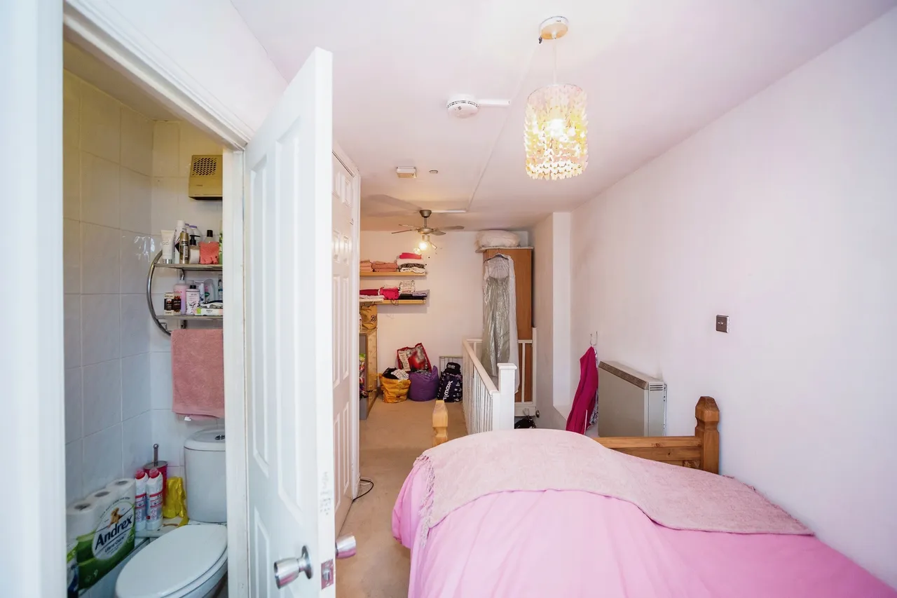 Clifton Road, Gravesend, photo 10