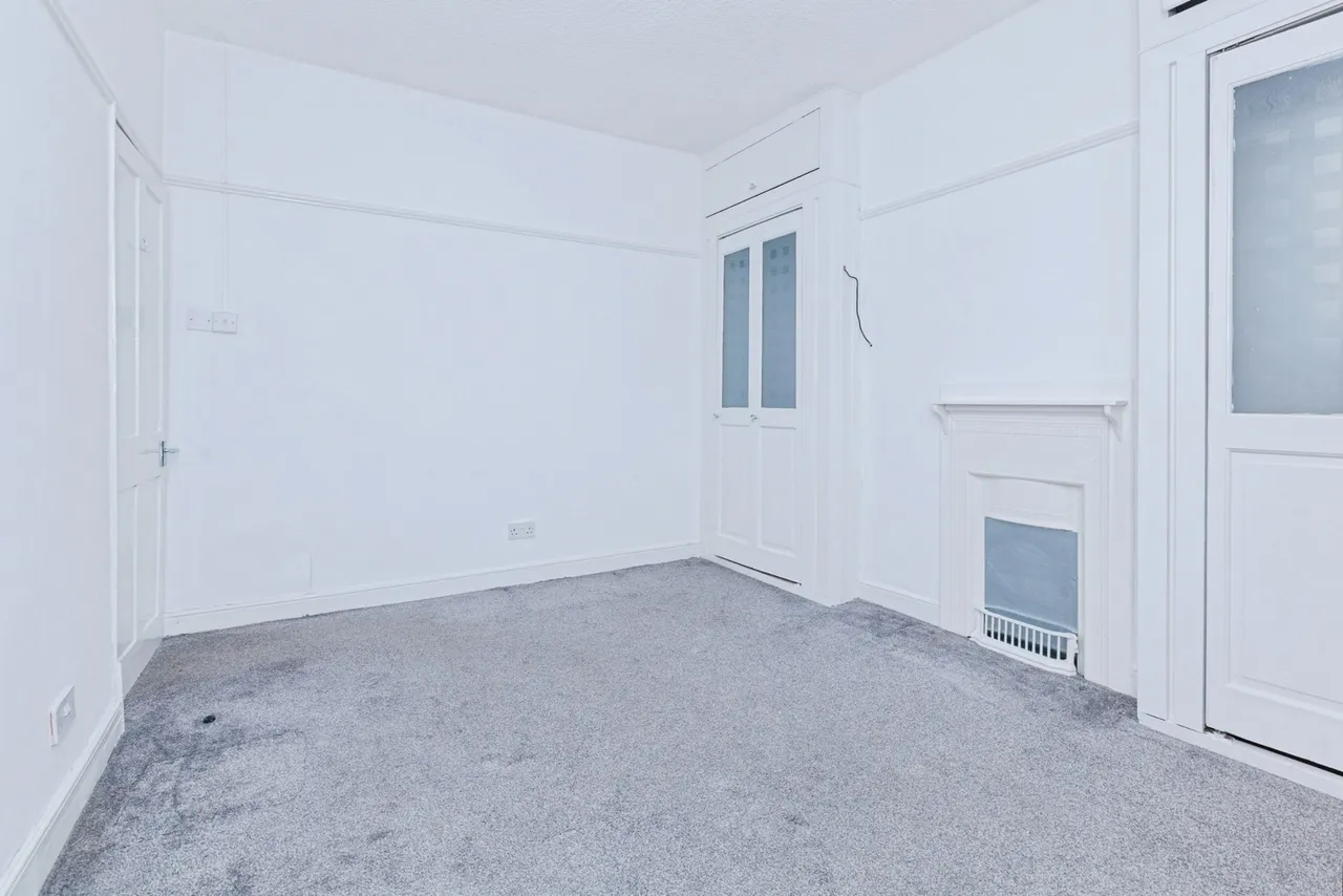 High Street, Syston, LE7, photo 14
