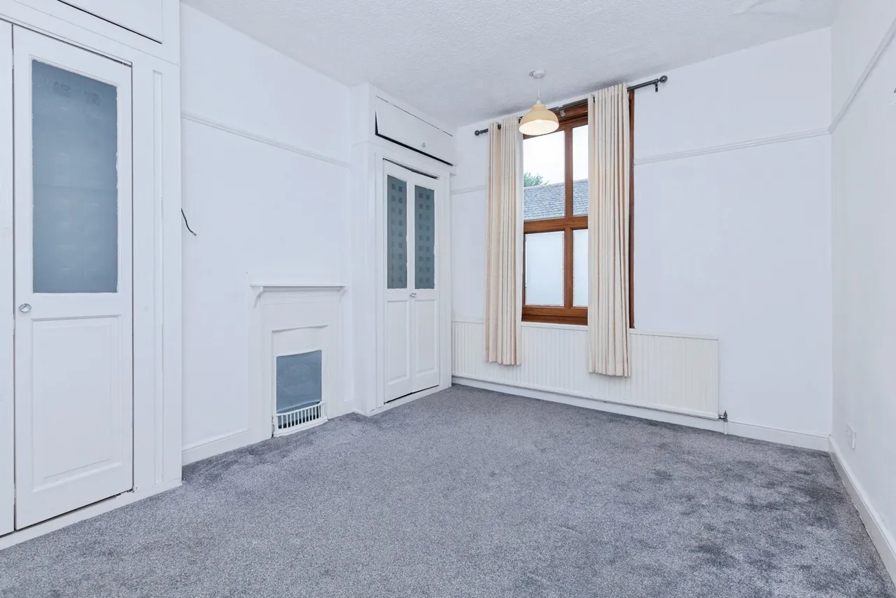 High Street, Syston, LE7, photo 13
