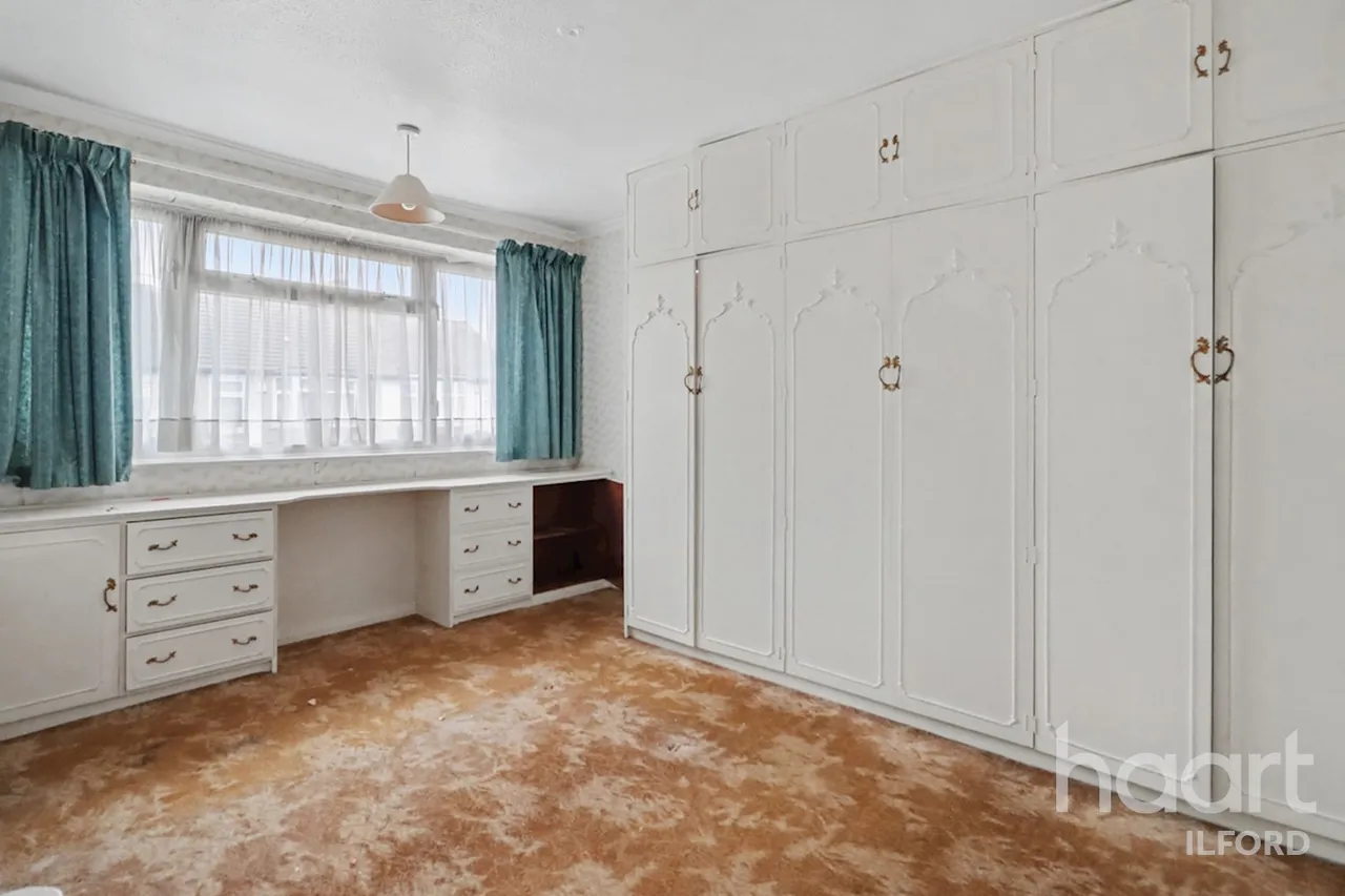Edward Road, Chadwell Heath, RM6, photo 7