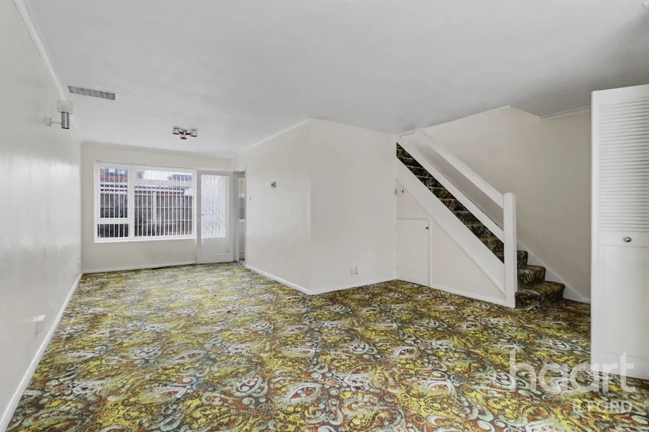 Edward Road, Chadwell Heath, RM6, photo 2