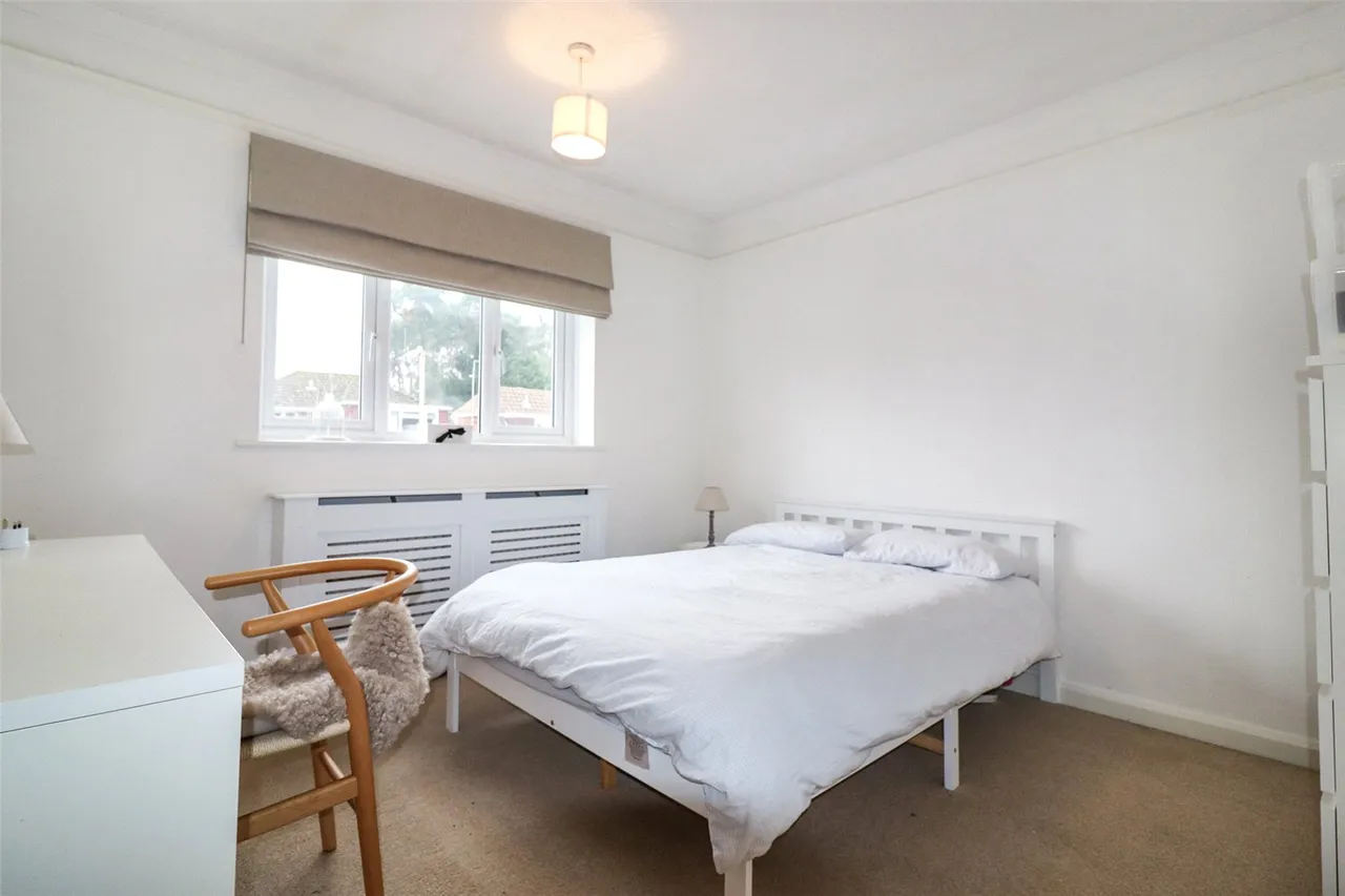 Queens Road, Fleet, Hampshire, GU52 7LE, photo 9