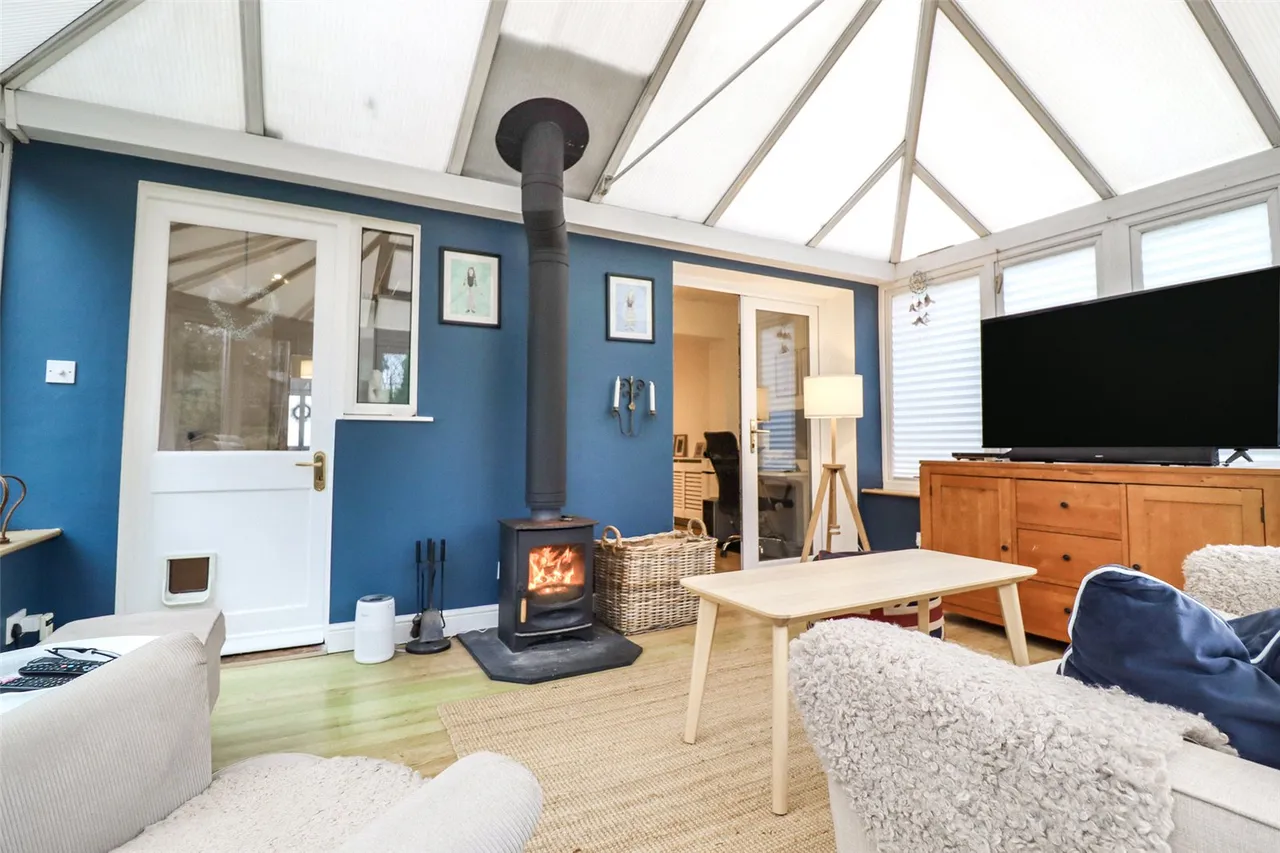 Queens Road, Fleet, Hampshire, GU52 7LE, photo 13