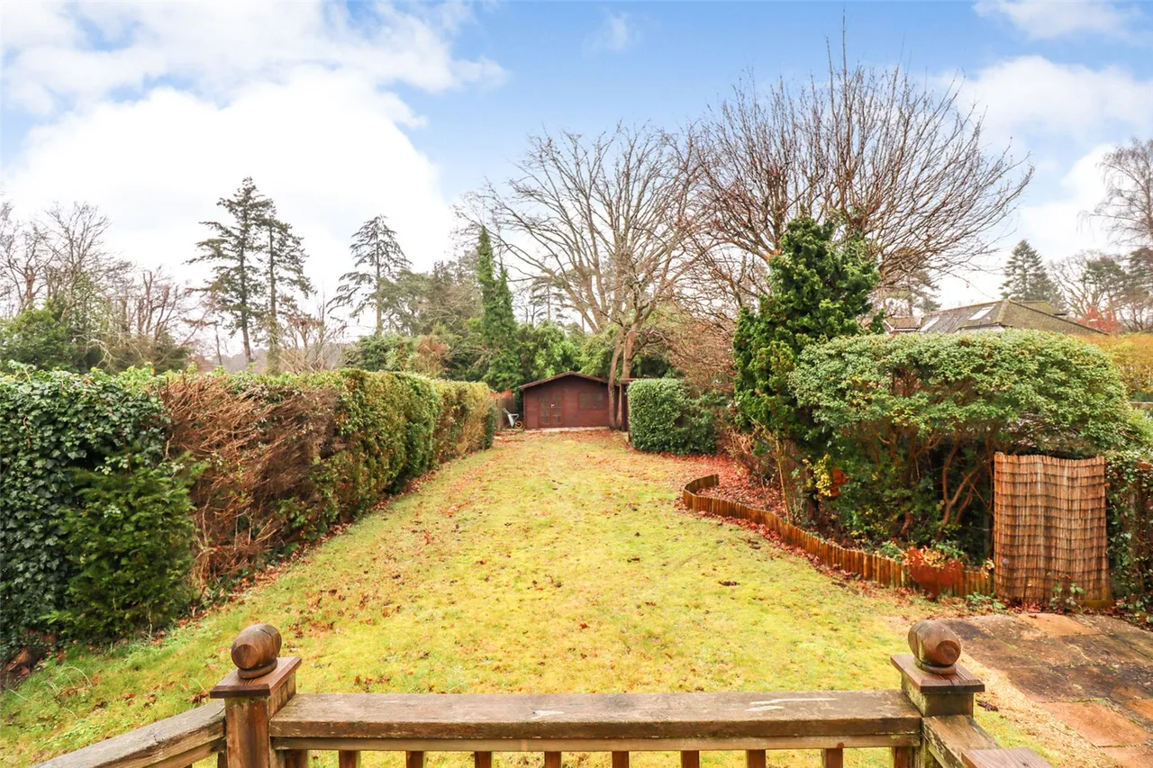 Queens Road, Fleet, Hampshire, GU52 7LE, photo 6