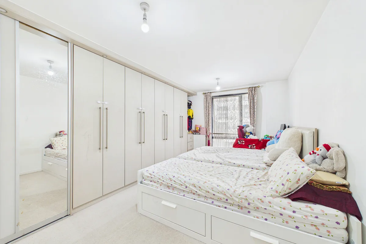 Fishers Way, Wembley, HA0, photo 13