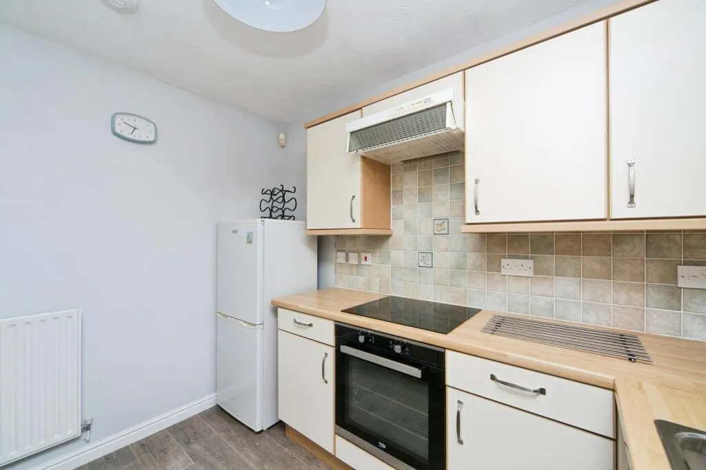 Gwynt Y Mor, Conwy, LL32, photo 8