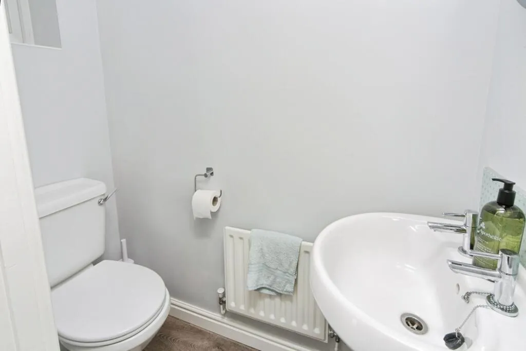 Gwynt Y Mor, Conwy, LL32, photo 11