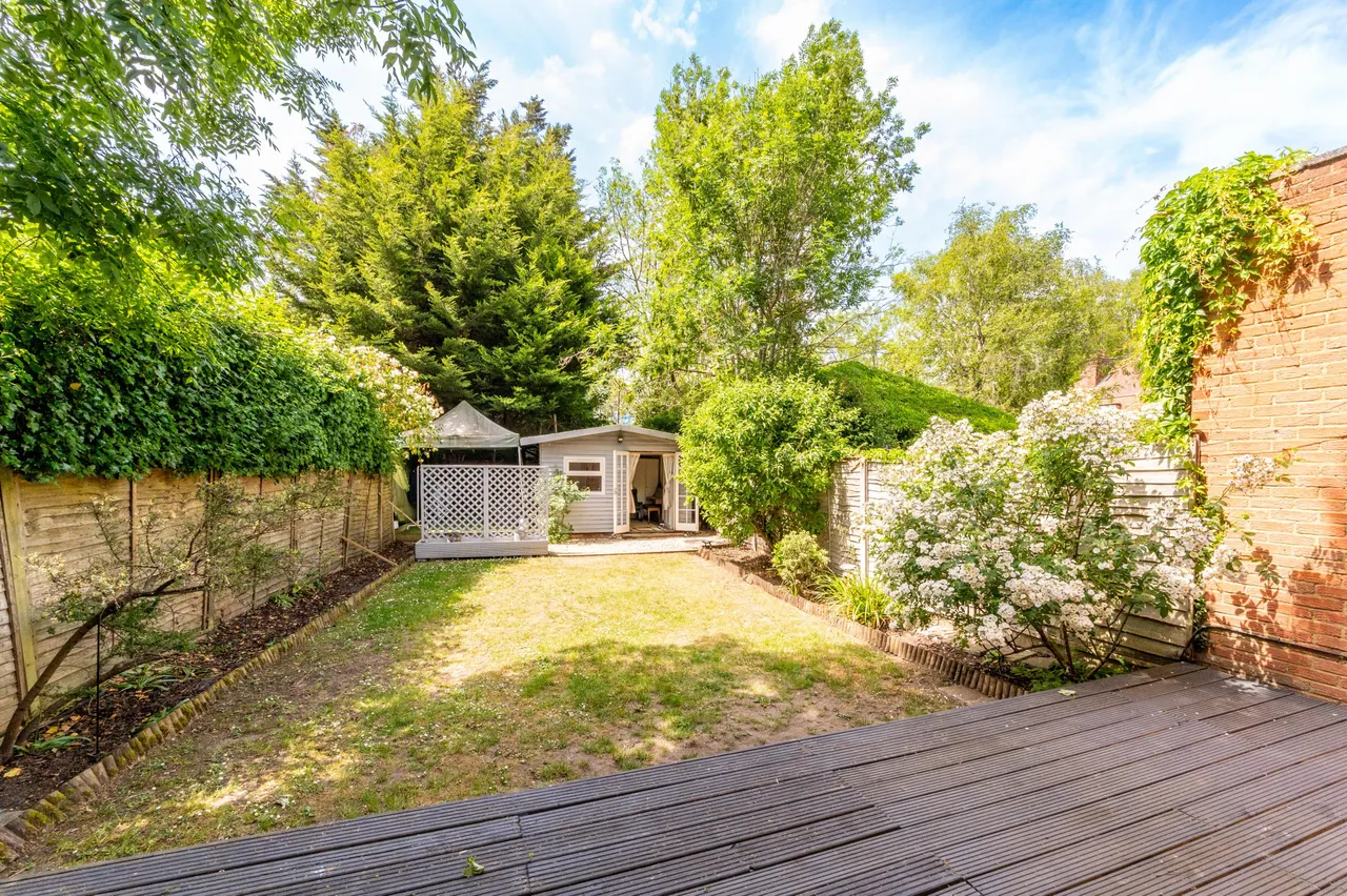 143 Altwood Road, Maidenhead, photo 2