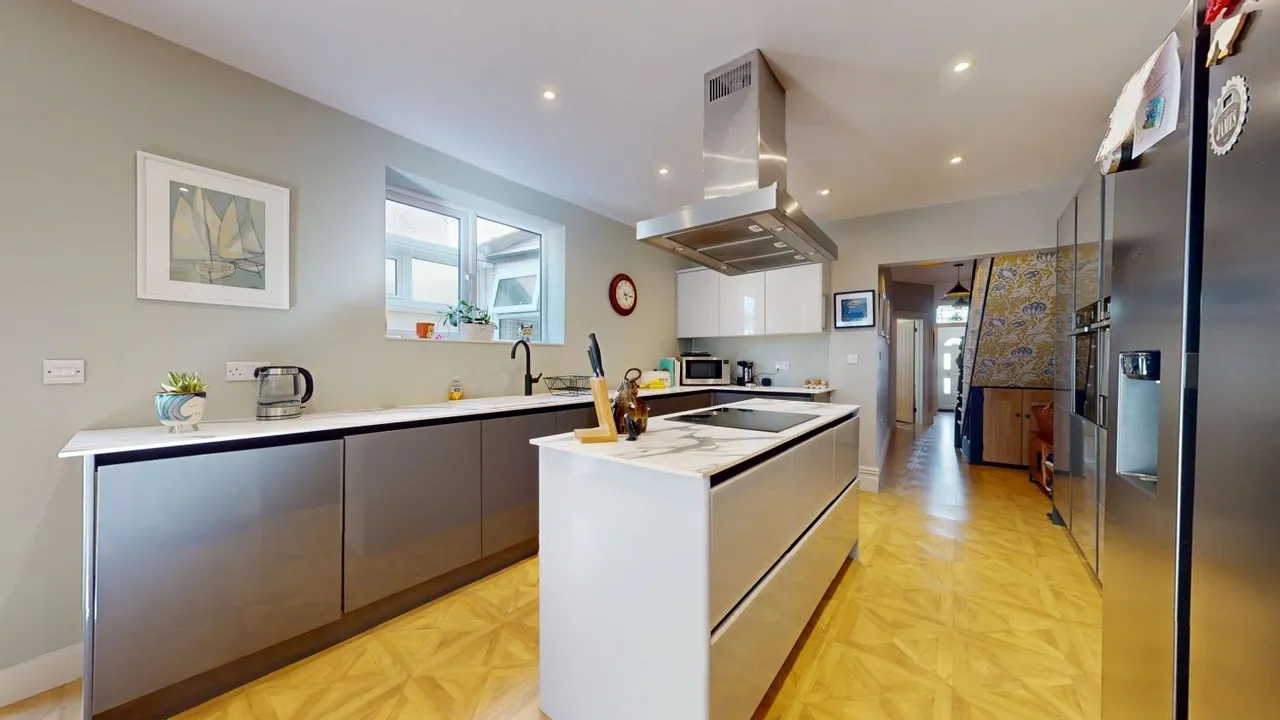 Picton Avenue, Porthcawl, CF36, photo 6