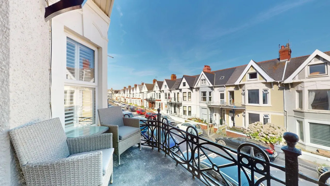 Picton Avenue, Porthcawl, CF36, photo 11