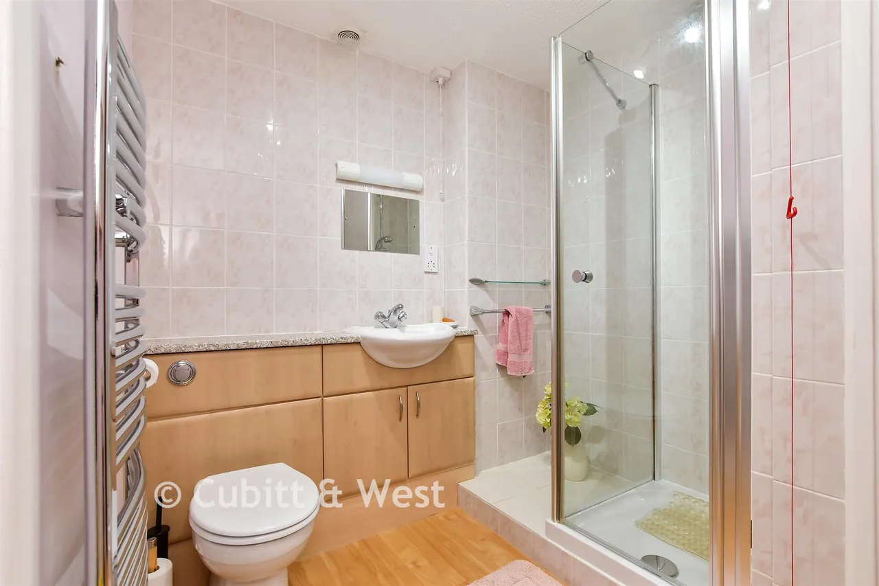 Warren Drive, Lewes, BN7, photo 5