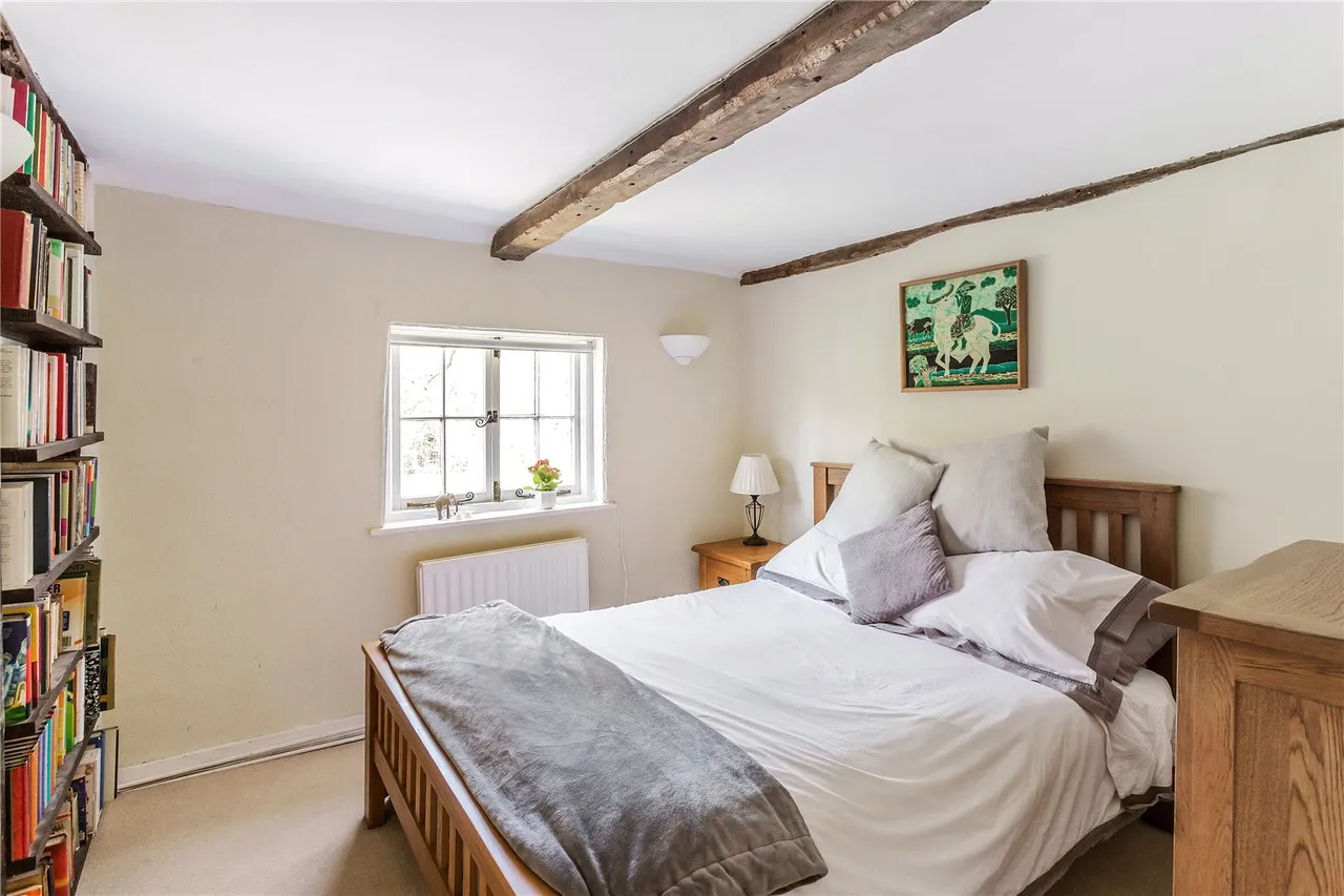 Laurel Grove, Wrecclesham, GU10, photo 14