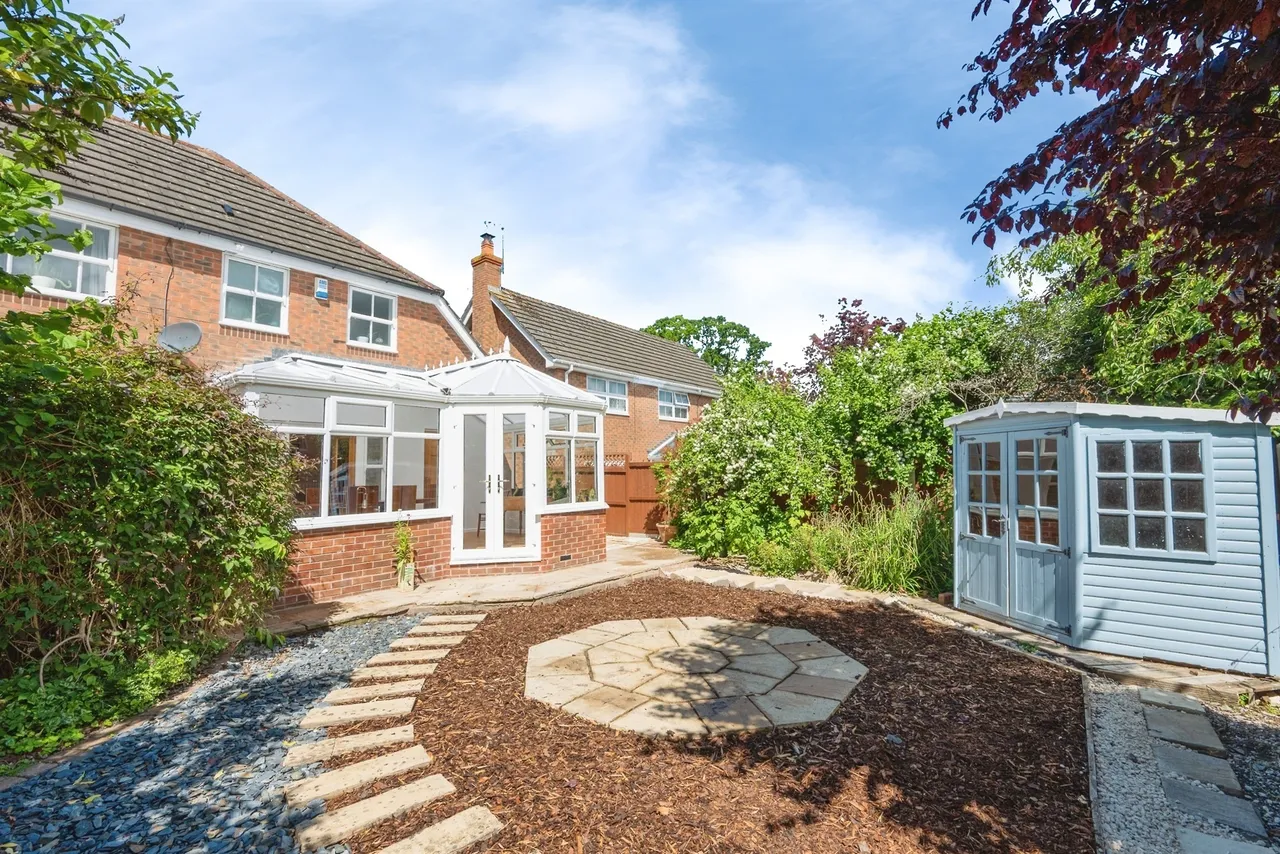 Tantallon Close, Berkeley Beverborne, WR4, photo 23