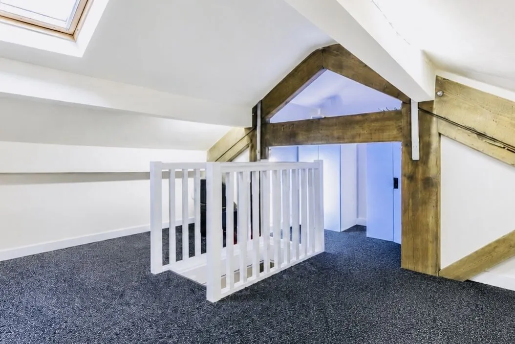 Hollin Hall Farm, Denholme, BD13, photo 12