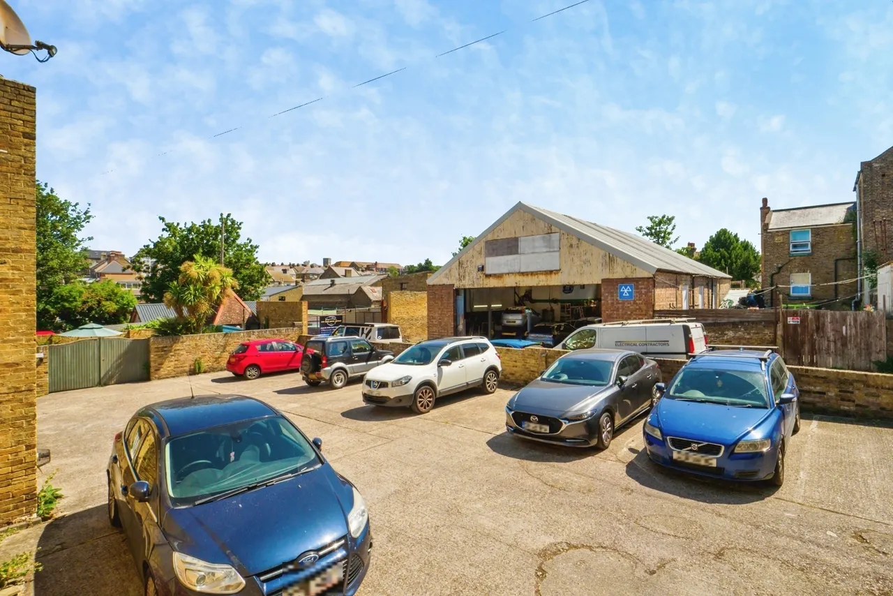 Victoria Road, Margate, CT9, photo 19