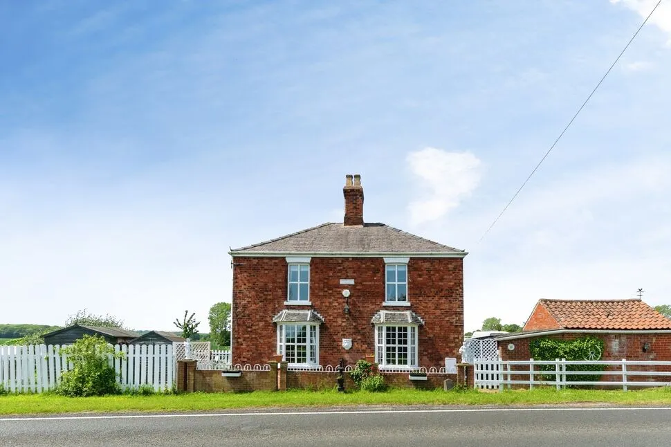 3 bed house for sale — Grainsby, Grimsby, Lincolnshire, DN36