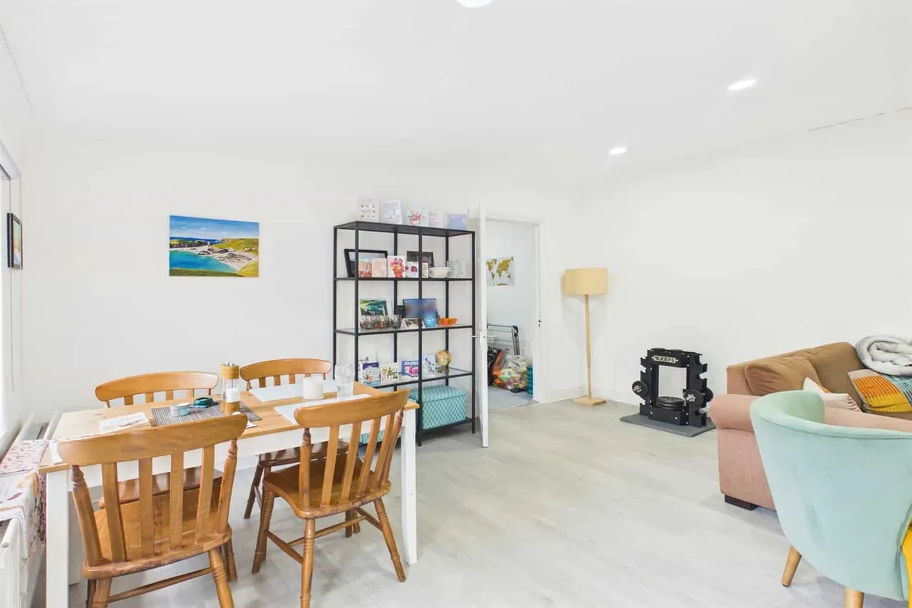 Southfields, London, SW18 5LU, photo 2