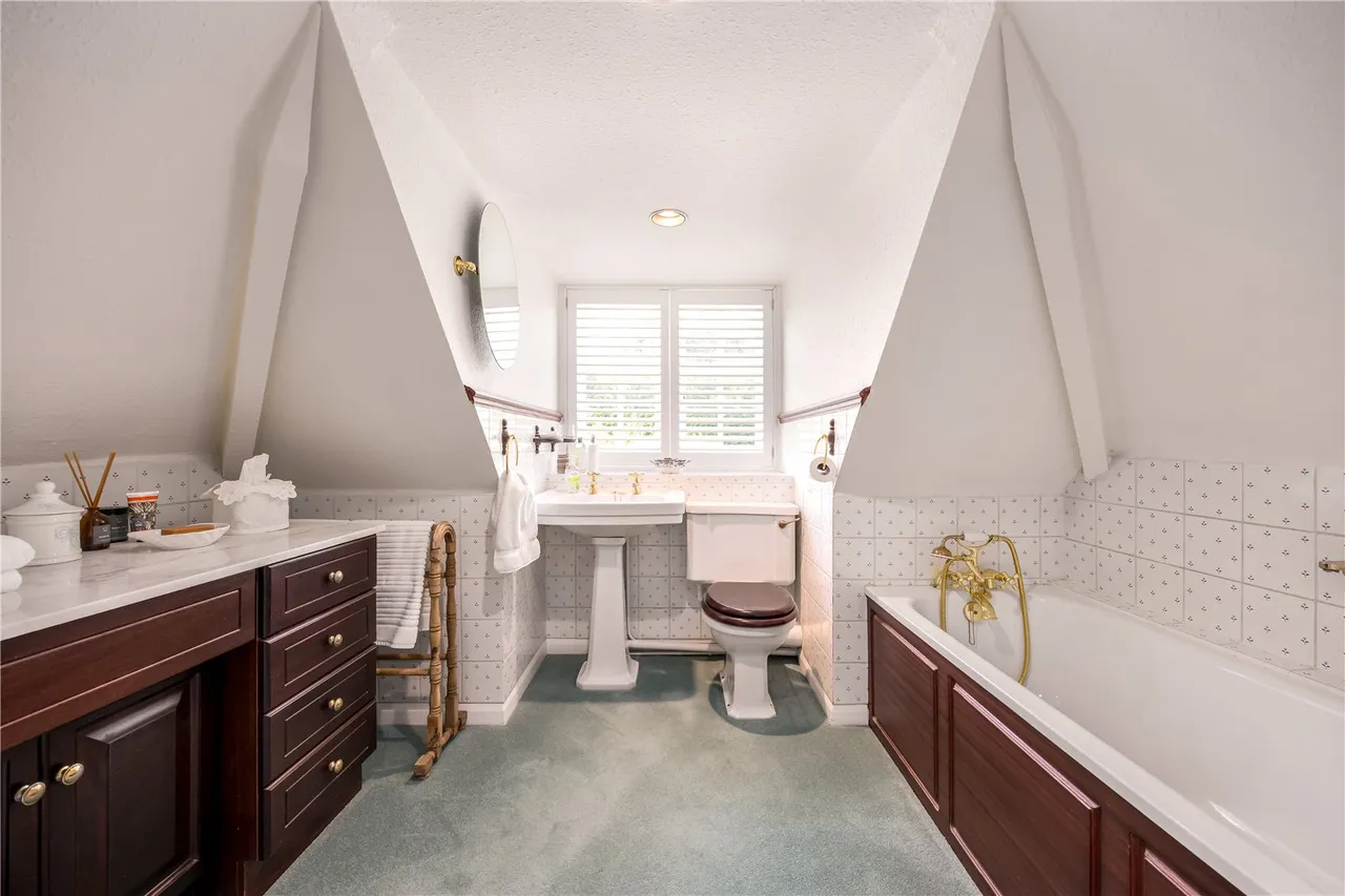 Smugglers Lane North, Christchurch, BH23, photo 18