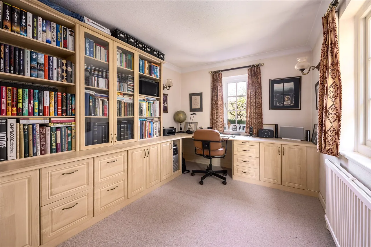 Smugglers Lane North, Christchurch, BH23, photo 19
