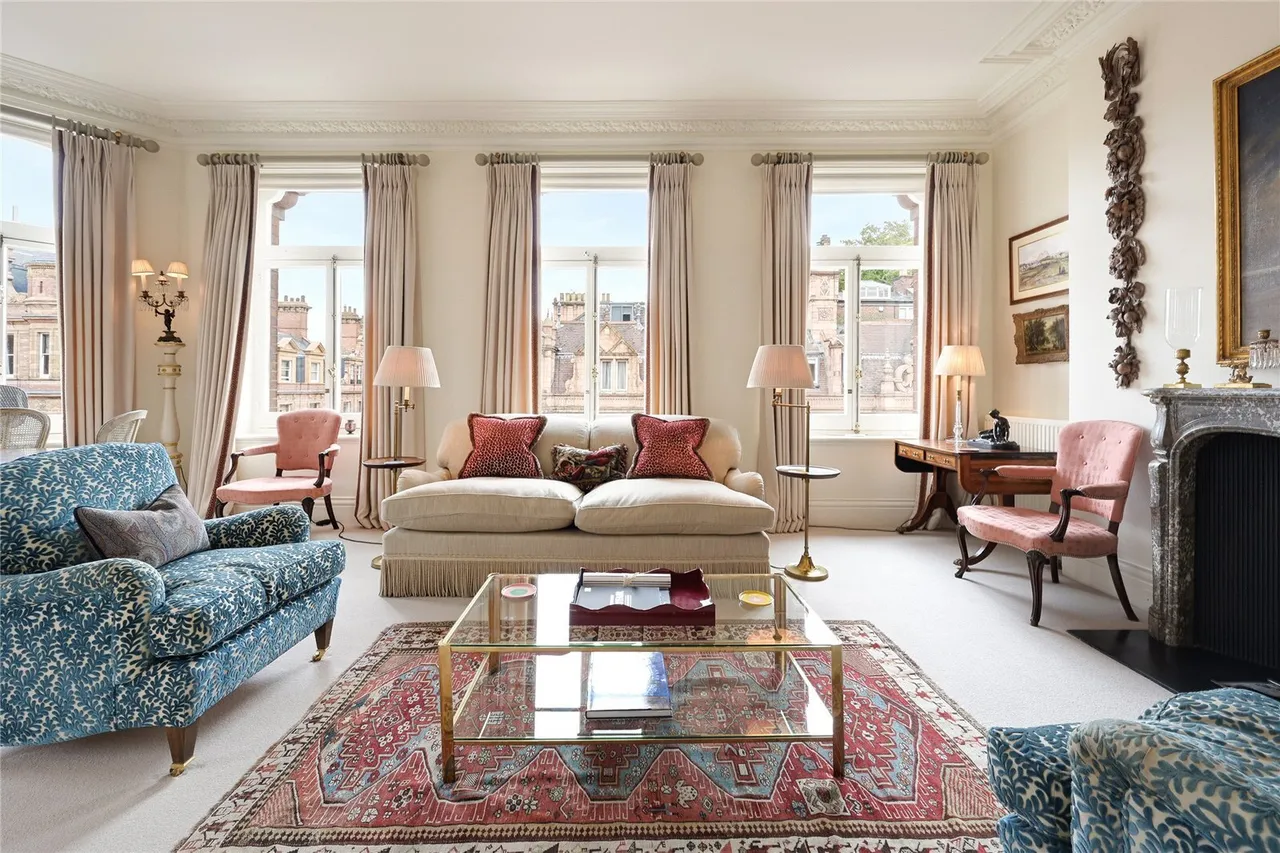 Mount Street, Mayfair, W1K, photo 2