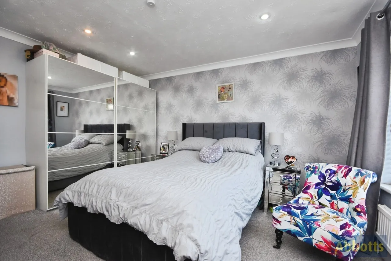 Marine Avenue, CANVEY ISLAND, Essex, SS8, photo 17