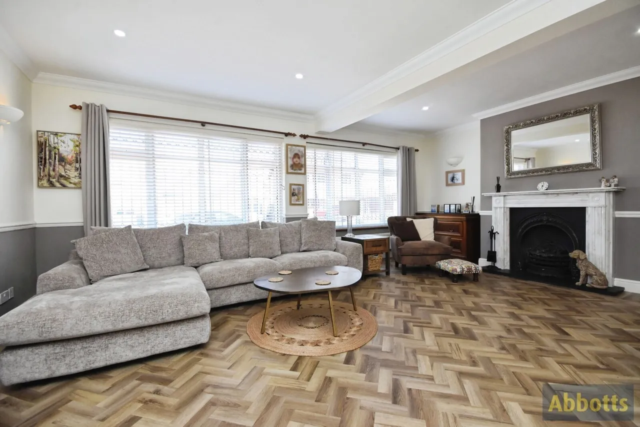 Marine Avenue, CANVEY ISLAND, Essex, SS8, photo 4
